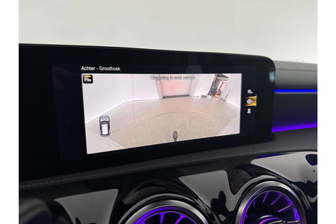 Mercedes-Benz CLA-Klasse 180 AMG Pano Sfeer Camera Carplay Virtual LED Trekhaak Cruise Navi Clima PDC Memory-Seats 18"LMV