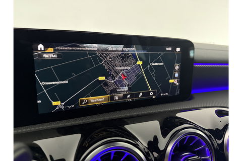Mercedes-Benz CLA-Klasse 180 AMG Pano Sfeer Camera Carplay Virtual LED Trekhaak Cruise Navi Clima PDC Memory-Seats 18"LMV