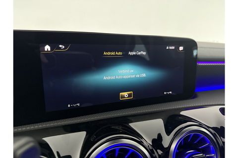 Mercedes-Benz CLA-Klasse 180 AMG Pano Sfeer Camera Carplay Virtual LED Trekhaak Cruise Navi Clima PDC Memory-Seats 18"LMV