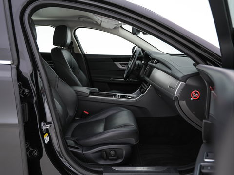 Jaguar XF 2.0 Portfolio Aut. *WINDSOR-FULL-LEATHER | BI-XENON | NAVI-FULLMAP | JAGUAR-AUDIO | CAMERA | COMFORT-SEATS | SHIFT-PADDLES | LANE-ASSIST | KEYLESS | HEATED-SEATS |  ECC | PDC | CRUISE | 18"ALU*