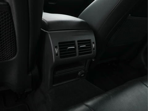 Jaguar XF 2.0 Portfolio Aut. *WINDSOR-FULL-LEATHER | BI-XENON | NAVI-FULLMAP | JAGUAR-AUDIO | CAMERA | COMFORT-SEATS | SHIFT-PADDLES | LANE-ASSIST | KEYLESS | HEATED-SEATS |  ECC | PDC | CRUISE | 18"ALU*