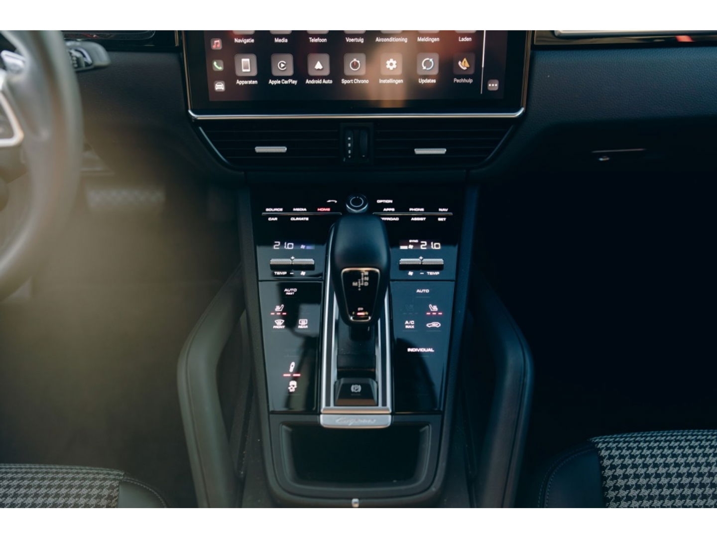 Porsche Cayenne Coupé 3.0 E-Hybrid Pl. Ed. | Carbon dak | Bose | Sport chrono | PDLS