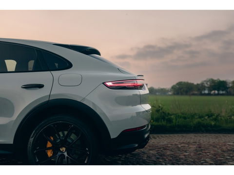 Porsche Cayenne Coupé 3.0 E-Hybrid Pl. Ed. | Carbon dak | Bose | Sport chrono | PDLS