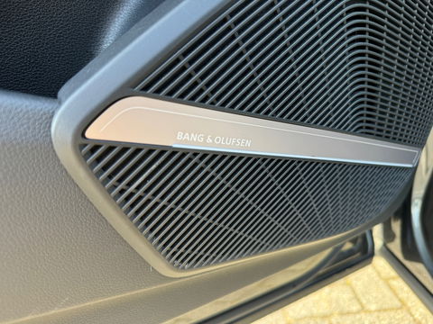 Audi Q5 55 TFSI e quattro Pano|Key|Massage|Luchtveri|B&O|HuD