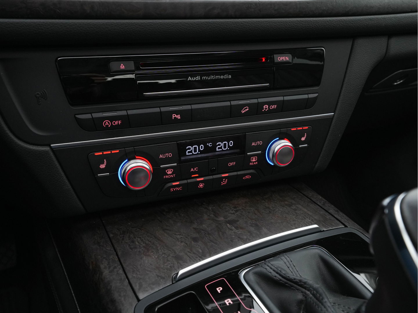 Audi A6 Allroad Quattro 3.0 TDI Bi-Turbo Edition Aut. *PANO | ADAPTIVE-CRUISE | FULL-LEATHER | FULL-LED | BLINDSPOT | MEMORY-PACK | BOSE-SURROUND | CAMERA | NAVI-FULLMAP | SPORT-SEATS  | ECC | HEATED-SEATS | SHIFT-PADDLES | TOWBAR | 18''ALU
