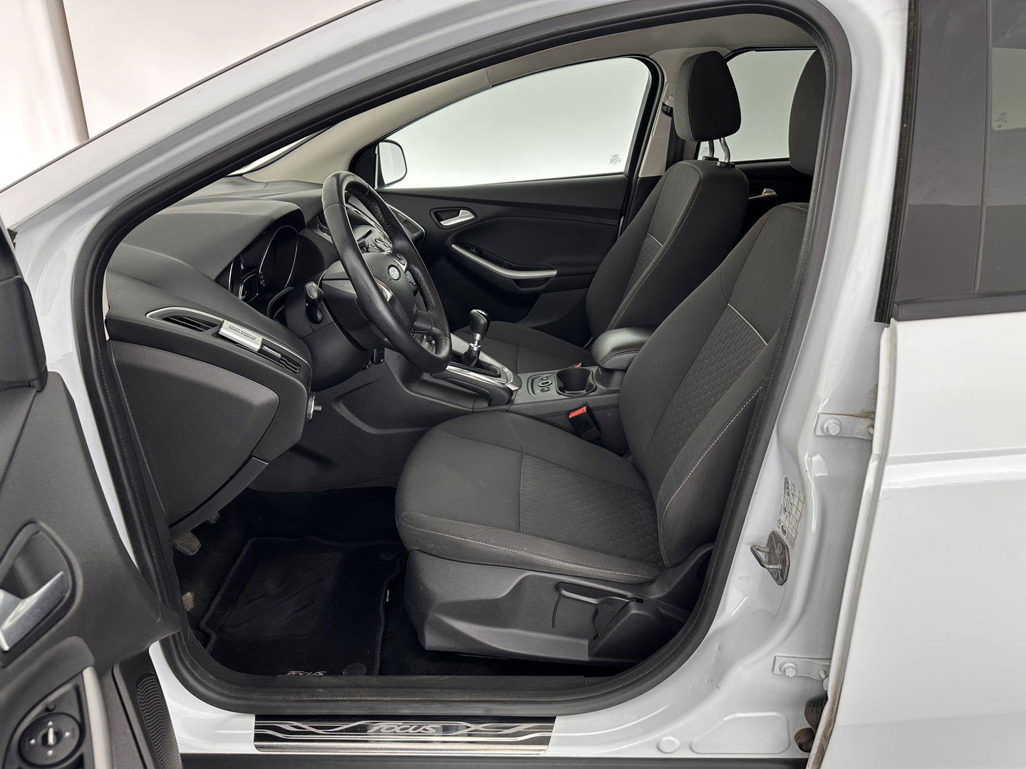 Ford FOCUS Wagon 1.0 EcoBoost Titanium *NAVI-FULLMAP | COMFORT-SEATS | ECC | PDC | CRUISE | PARKPILOT | HEATED-SEATS | 16''ALU*
