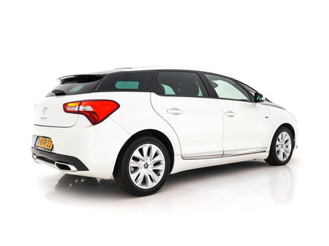 Citroën DS5 2.0 Hybrid4 Business Executive Aut. *PANO | TWO-TONE-LEATHER | MEMORY-PACK | NAVI-FULLMAP | XENON | KEYLESS | CAMERA | HEAD-UP | MASSAGE-SEAT | CRUISE | SPORT-SEATS | 17"ALU*
