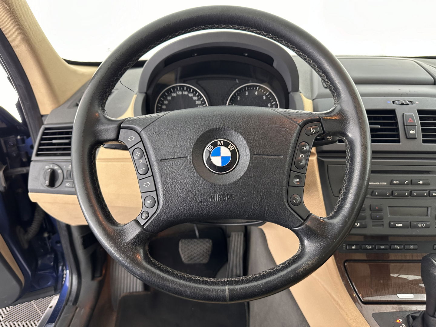 BMW X3 2.5i Executive AWD [ YOUNGTIMER ] Aut. *LUXURY-LEATHER| XENON | NAVI-FULLMAP | SPORT-SEATS  | TOWBAR | ECC | PDC | HEATED-SEATS | CRUISE | 17''ALU*