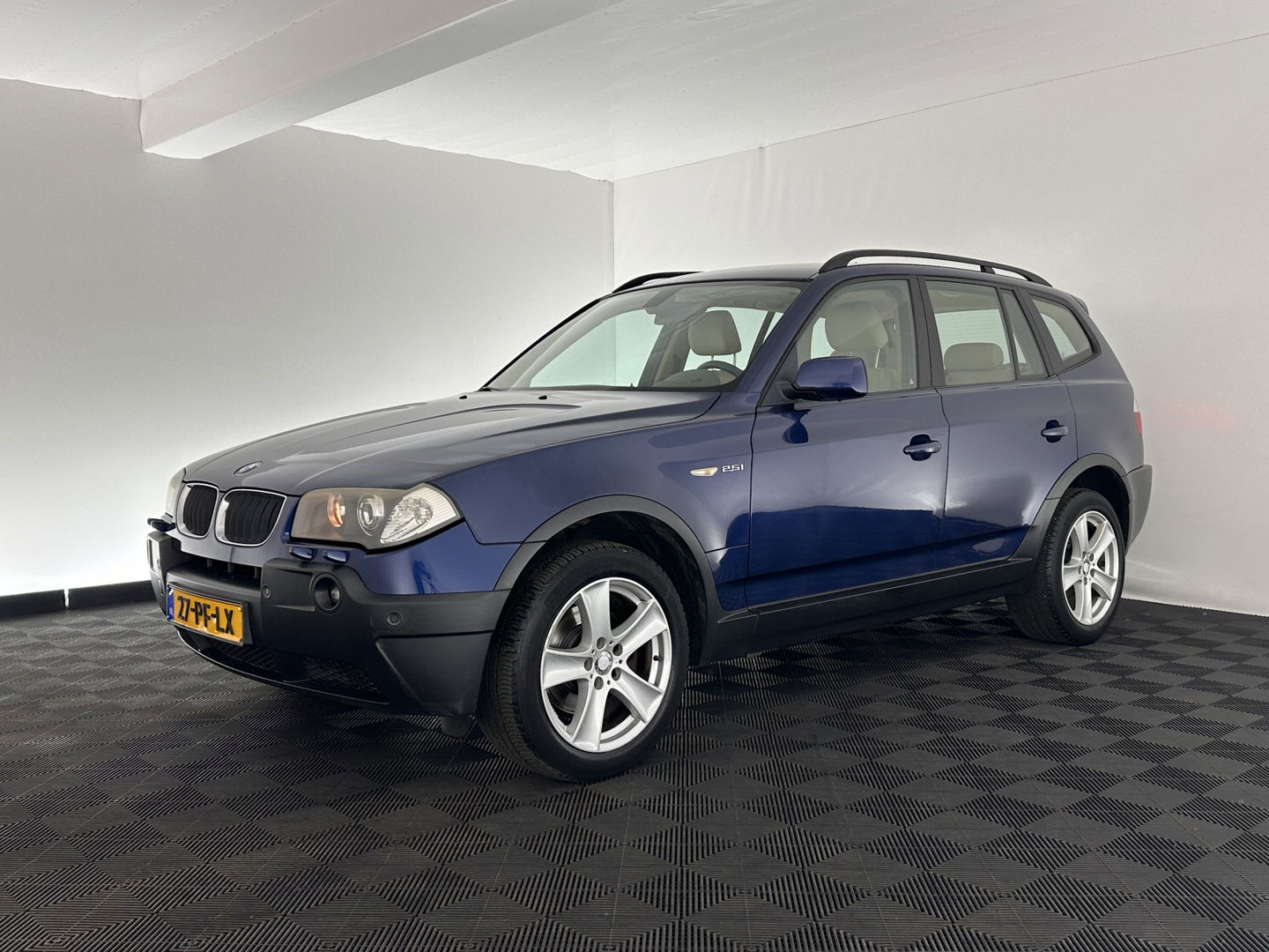 BMW X3 2.5i Executive AWD [ YOUNGTIMER ] Aut. *LUXURY-LEATHER| XENON | NAVI-FULLMAP | SPORT-SEATS  | TOWBAR | ECC | PDC | HEATED-SEATS | CRUISE | 17''ALU*