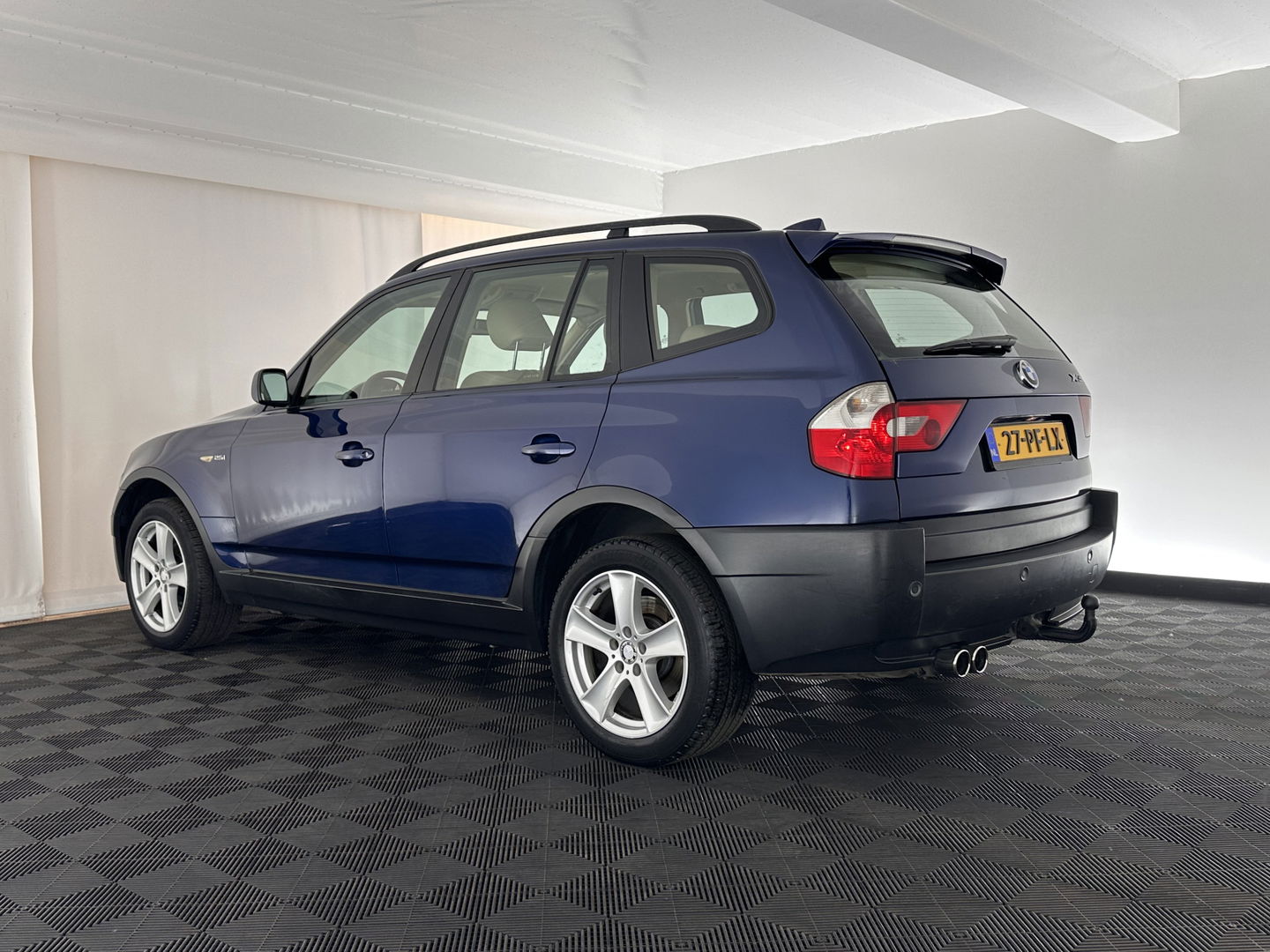 BMW X3 2.5i Executive AWD [ YOUNGTIMER ] Aut. *LUXURY-LEATHER| XENON | NAVI-FULLMAP | SPORT-SEATS  | TOWBAR | ECC | PDC | HEATED-SEATS | CRUISE | 17''ALU*