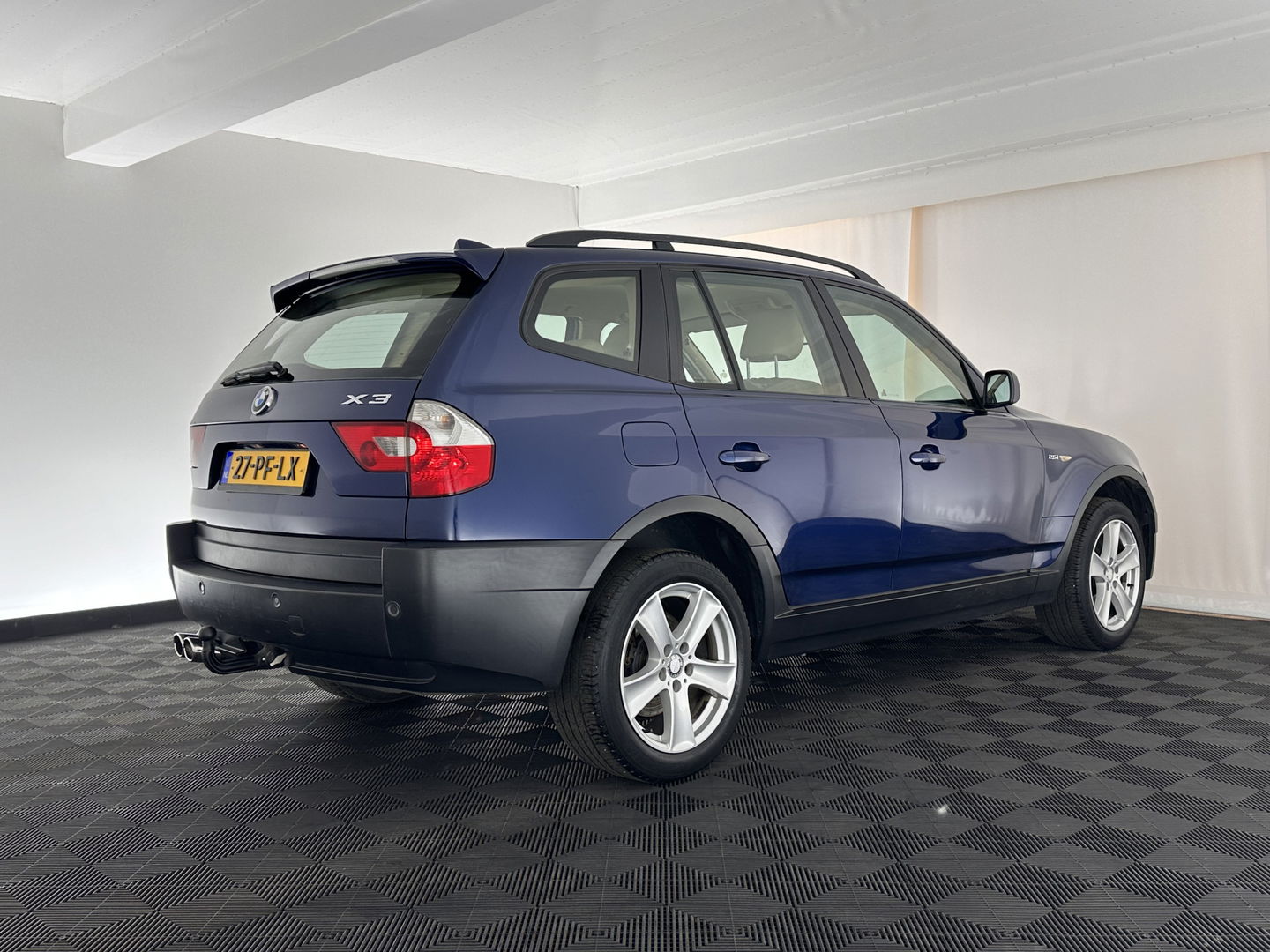 BMW X3 2.5i Executive AWD [ YOUNGTIMER ] Aut. *LUXURY-LEATHER| XENON | NAVI-FULLMAP | SPORT-SEATS  | TOWBAR | ECC | PDC | HEATED-SEATS | CRUISE | 17''ALU*