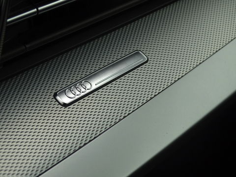 Audi A3 Sportback 45 TFSI e 245PK / 2021 / Competition / S-line / ACC / S-Edition