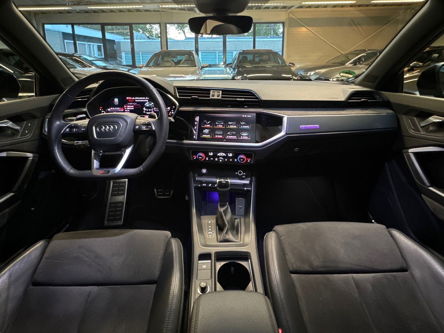 Audi RSQ3 Sportback 2.5 TFSI Pano|Sfeer|Trekh|360c|B&O|Keyle