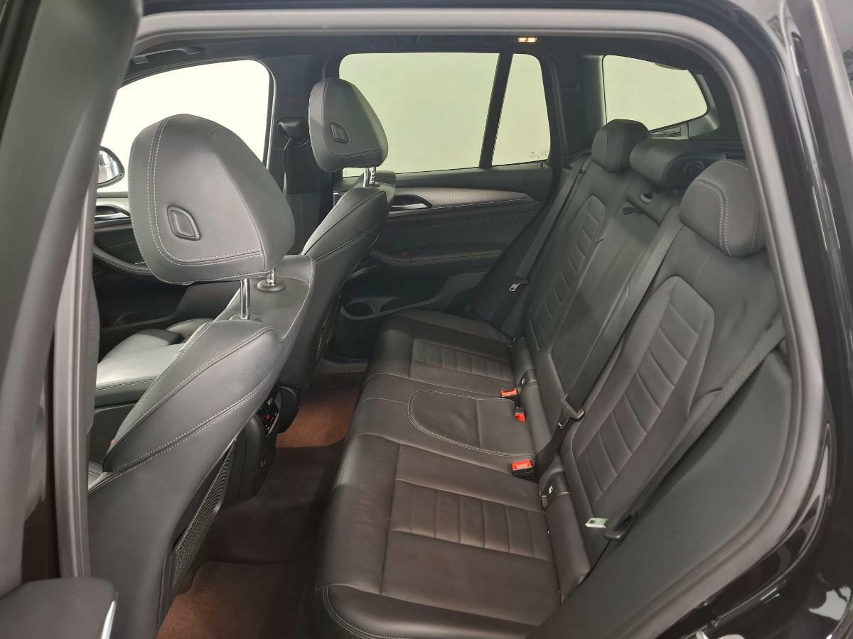 BMW X3 xDrive20i M Sport Black Edition Pano HUD Sfeer NAP