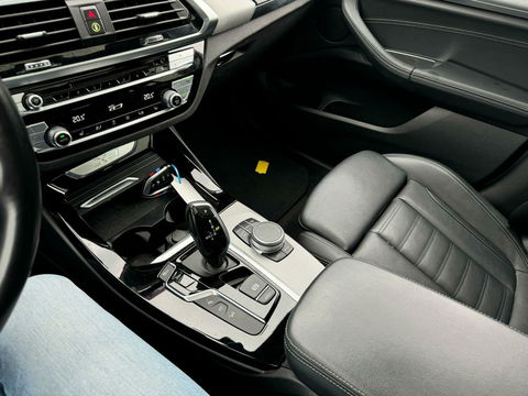 BMW X3 xDrive20i M Sport Black Edition Pano HUD Sfeer NAP