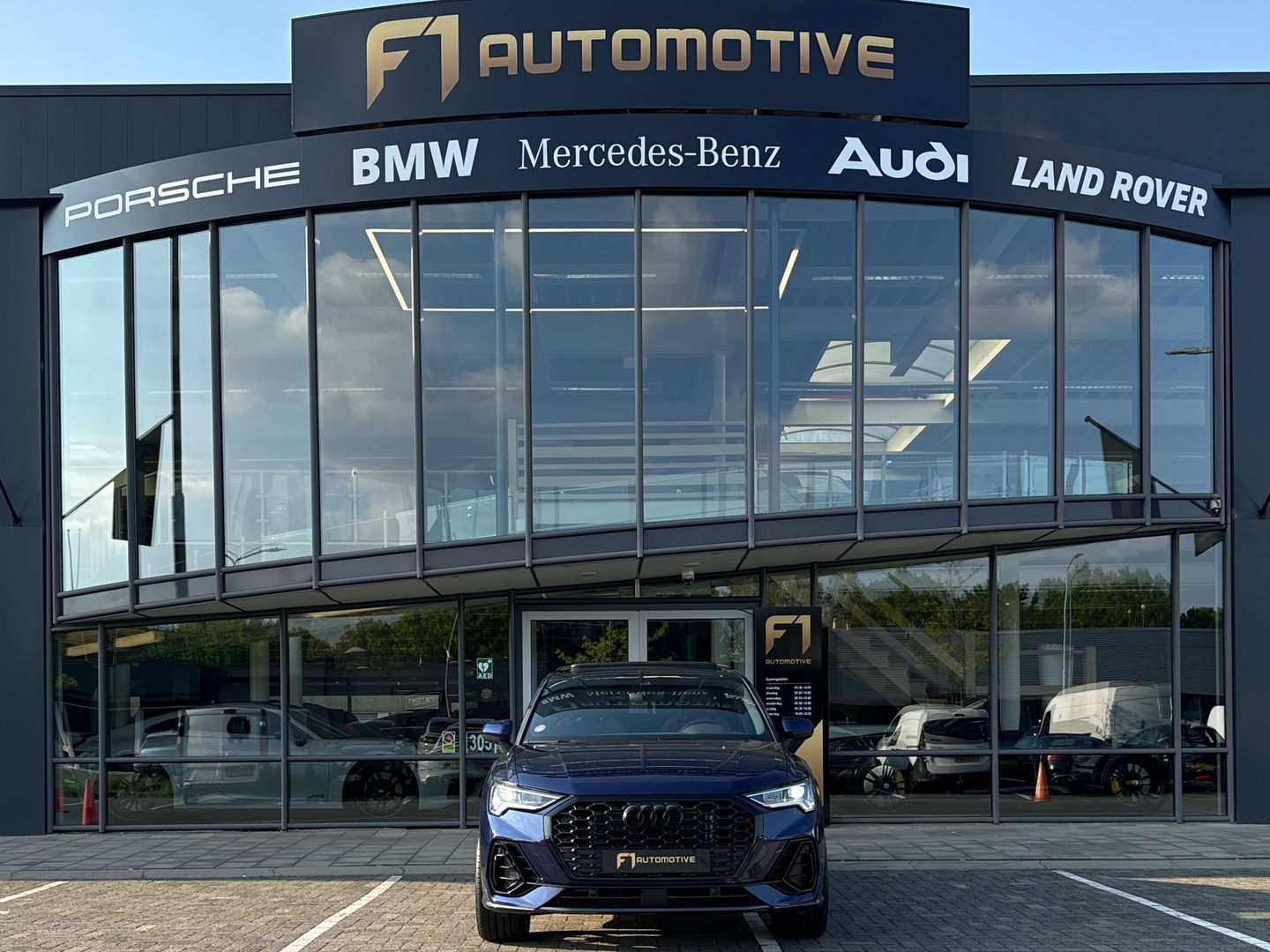 Audi Q3 Sportback 35 TFSI 3X S-Line|Pano|Leer|Keyless|Camera