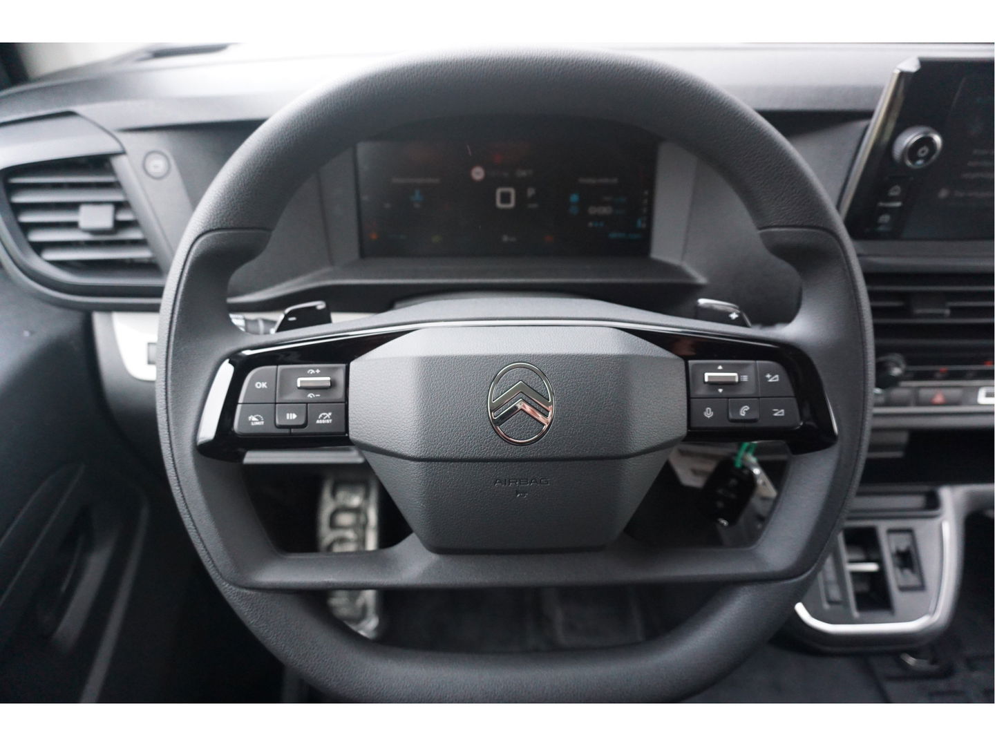 Citroën Jumpy 2.0D 180PK EAT8 Automaat L3H1 BPM VRIJ!! Apple CP/Android A, Camera, Cruise!! Nr. S02