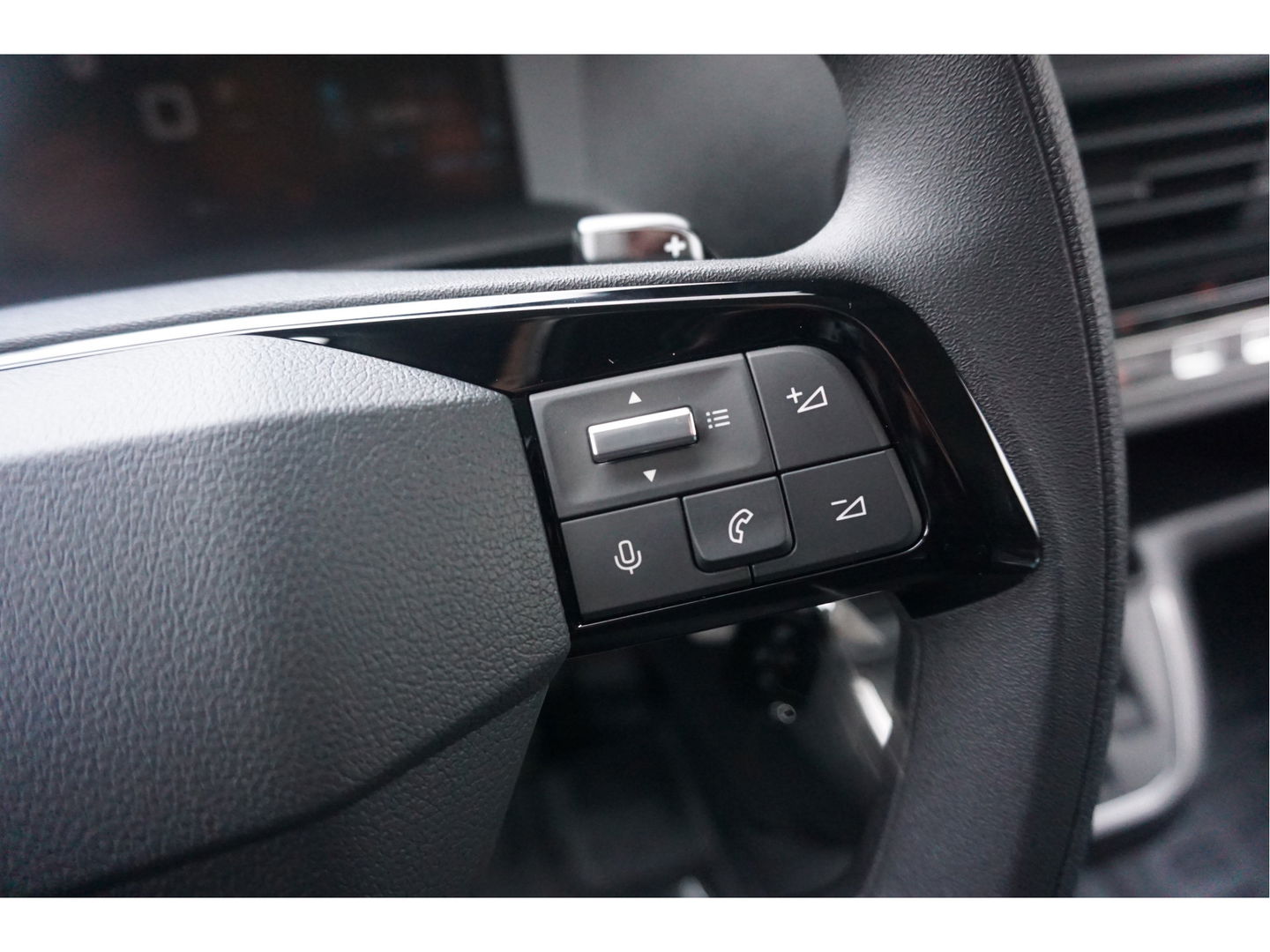 Citroën Jumpy 2.0D 180PK EAT8 Automaat L3H1 BPM VRIJ!! Apple CP/Android A, Camera, Cruise!! Nr. S02