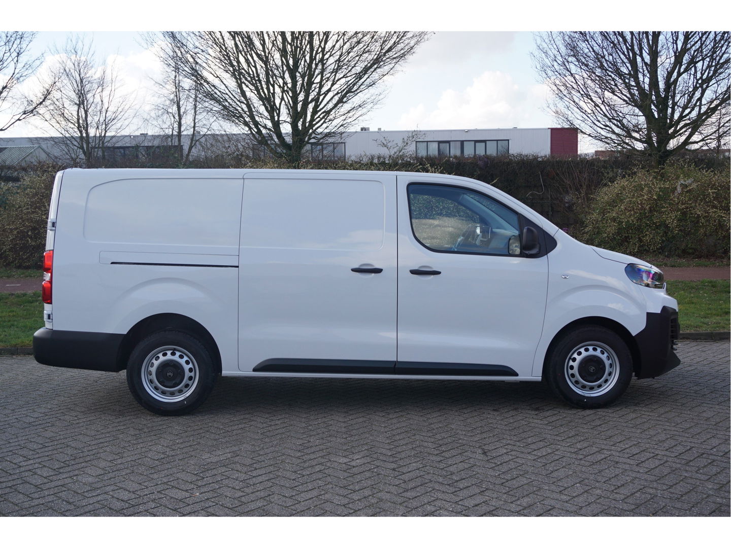 Citroën Jumpy 2.0D 180PK EAT8 Automaat L3H1 BPM VRIJ!! Apple CP/Android A, Camera, Cruise!! Nr. S02