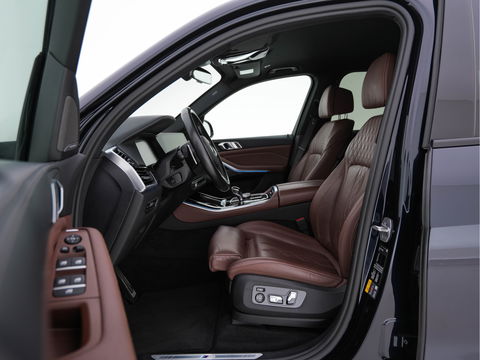 BMW X5 xDrive45e High Executive M-Sport-Pack (INCL-BTW) *NAPPA-FULL-LEATHER | ADAPT.CRUISE | FULL-LED | MEMORY-PACK | DIGI-COCKPIT | HARMAN/KARDON | COMFORT-SEATS | NAVI-FULLMAP | CAMERA | AMBIENT-LIGHT | DAB+ | SHIFT-PADDLES | TOWBAR |