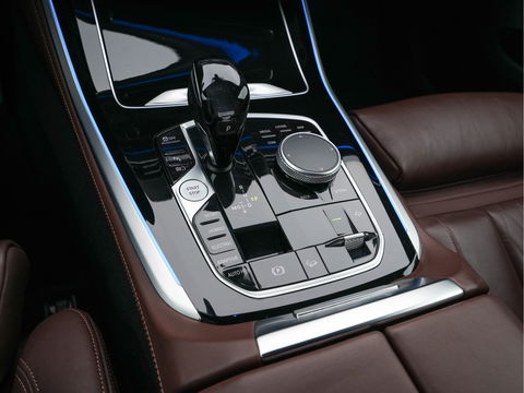 BMW X5 xDrive45e High Executive M-Sport-Pack (INCL-BTW) *NAPPA-FULL-LEATHER | ADAPT.CRUISE | FULL-LED | MEMORY-PACK | DIGI-COCKPIT | HARMAN/KARDON | COMFORT-SEATS | NAVI-FULLMAP | CAMERA | AMBIENT-LIGHT | DAB+ | SHIFT-PADDLES | TOWBAR |