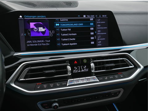 BMW X5 xDrive45e High Executive M-Sport-Pack (INCL-BTW) *NAPPA-FULL-LEATHER | ADAPT.CRUISE | FULL-LED | MEMORY-PACK | DIGI-COCKPIT | HARMAN/KARDON | COMFORT-SEATS | NAVI-FULLMAP | CAMERA | AMBIENT-LIGHT | DAB+ | SHIFT-PADDLES | TOWBAR |