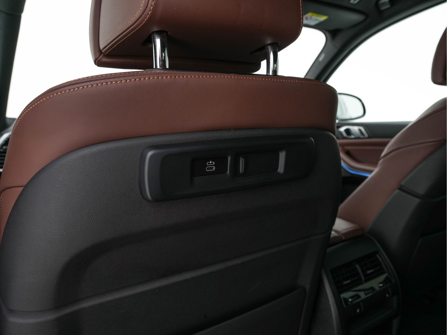 BMW X5 xDrive45e High Executive M-Sport-Pack (INCL-BTW) *NAPPA-FULL-LEATHER | ADAPT.CRUISE | FULL-LED | MEMORY-PACK | DIGI-COCKPIT | HARMAN/KARDON | COMFORT-SEATS | NAVI-FULLMAP | CAMERA | AMBIENT-LIGHT | DAB+ | SHIFT-PADDLES | TOWBAR |