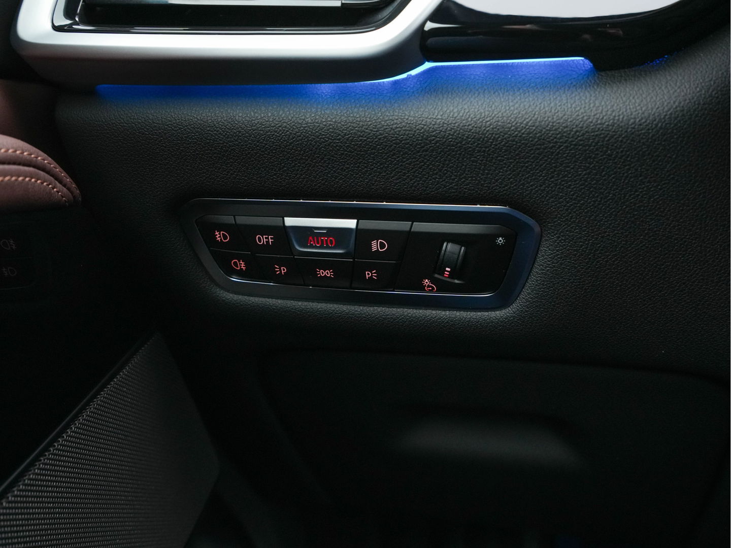 BMW X5 xDrive45e High Executive M-Sport-Pack (INCL-BTW) *NAPPA-FULL-LEATHER | ADAPT.CRUISE | FULL-LED | MEMORY-PACK | DIGI-COCKPIT | HARMAN/KARDON | COMFORT-SEATS | NAVI-FULLMAP | CAMERA | AMBIENT-LIGHT | DAB+ | SHIFT-PADDLES | TOWBAR |