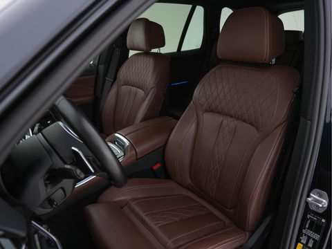 BMW X5 xDrive45e High Executive M-Sport-Pack (INCL-BTW) *NAPPA-FULL-LEATHER | ADAPT.CRUISE | FULL-LED | MEMORY-PACK | DIGI-COCKPIT | HARMAN/KARDON | COMFORT-SEATS | NAVI-FULLMAP | CAMERA | AMBIENT-LIGHT | DAB+ | SHIFT-PADDLES | TOWBAR |