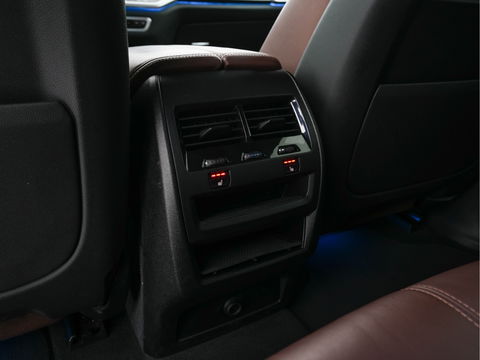 BMW X5 xDrive45e High Executive M-Sport-Pack (INCL-BTW) *NAPPA-FULL-LEATHER | ADAPT.CRUISE | FULL-LED | MEMORY-PACK | DIGI-COCKPIT | HARMAN/KARDON | COMFORT-SEATS | NAVI-FULLMAP | CAMERA | AMBIENT-LIGHT | DAB+ | SHIFT-PADDLES | TOWBAR |