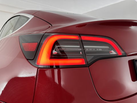 Tesla Model 3 Standard RWD Plus 60 kWh [ 3-Fase ] (INCL-BTW) Aut. *PANO | AUTO-PILOT | NAPPA-LEATHER | KEYLESS | FULL-LED | MEMORY-PACK | SURROUND-VIEW | DAB | CARPLAY | DIGI-COCKPIT | LANE-ASSIST | COMFORT-SEATS | 18"ALU*