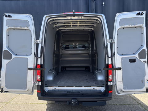 Volkswagen Crafter 35 2.0 TDI 164pk L3H3 RWD | BPM VRIJ | Dubbel cabine | Achteruitrijcamera | Sidebars