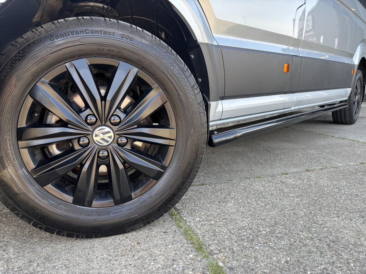 Volkswagen Crafter 35 2.0 TDI 164pk L3H3 RWD | BPM VRIJ | Dubbel cabine | Achteruitrijcamera | Sidebars