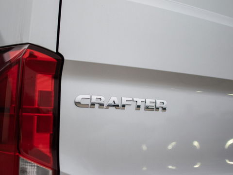 Volkswagen Crafter 35 2.0 TDI 164pk L3H3 RWD | BPM VRIJ | Dubbel cabine | Achteruitrijcamera | Sidebars