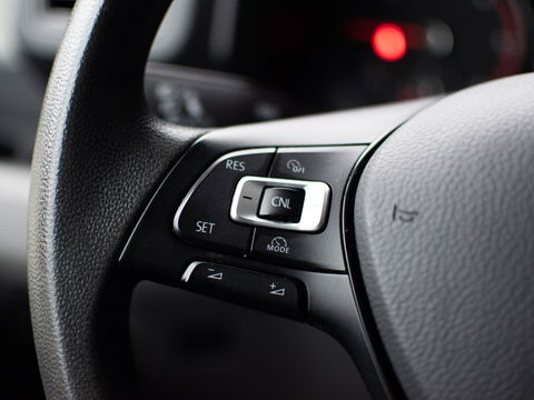 Volkswagen Crafter 35 2.0 TDI 164pk L3H3 RWD | BPM VRIJ | Dubbel cabine | Achteruitrijcamera | Sidebars