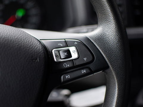 Volkswagen Crafter 35 2.0 TDI 164pk L3H3 RWD | BPM VRIJ | Dubbel cabine | Achteruitrijcamera | Sidebars