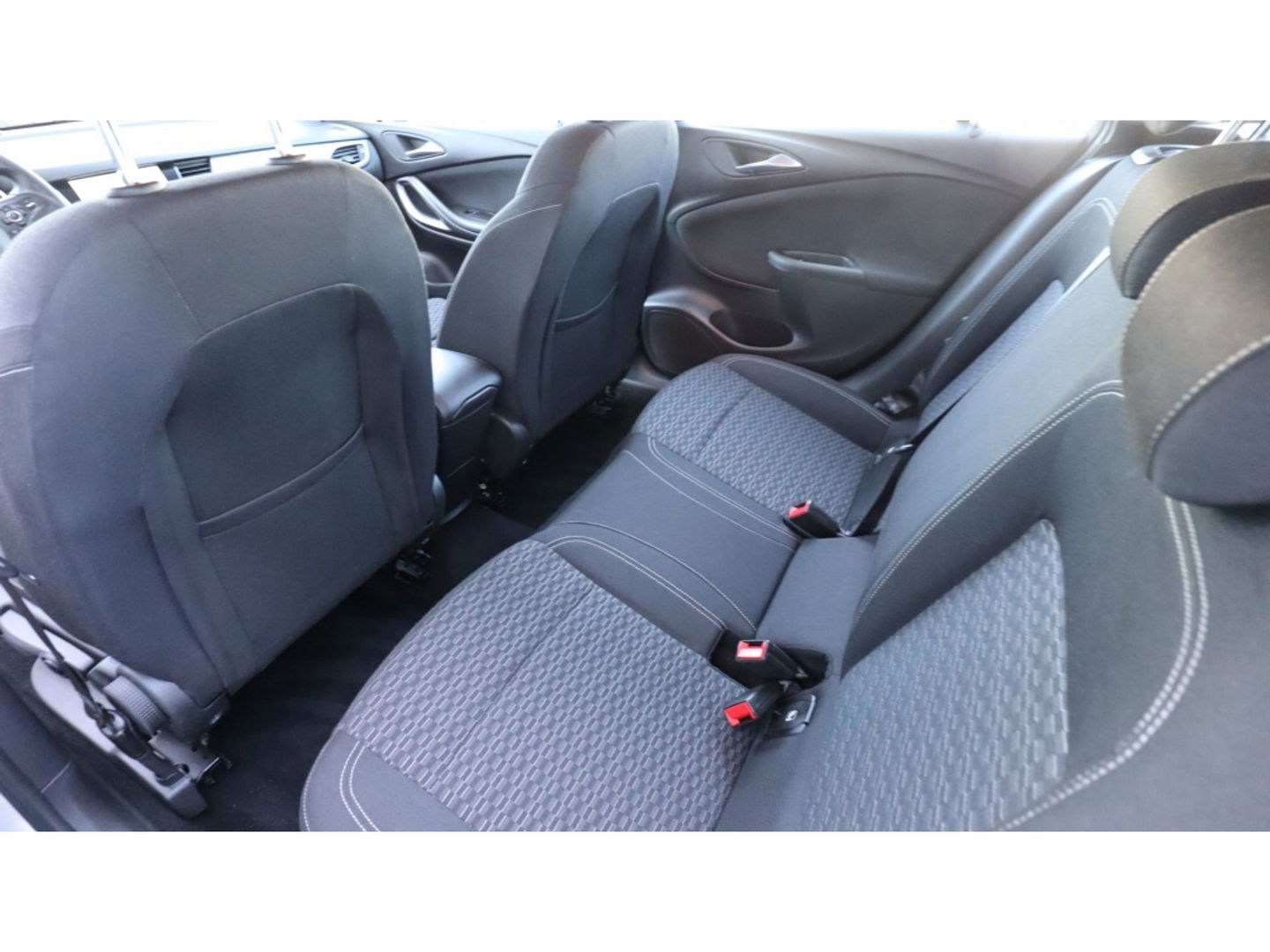 Opel Astra Sports Tourer 1.0 Edition | Media | Camera | PDC |