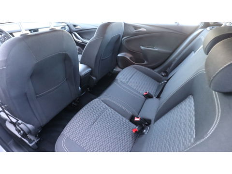 Opel Astra Sports Tourer 1.0 Edition | Media | Camera | PDC |