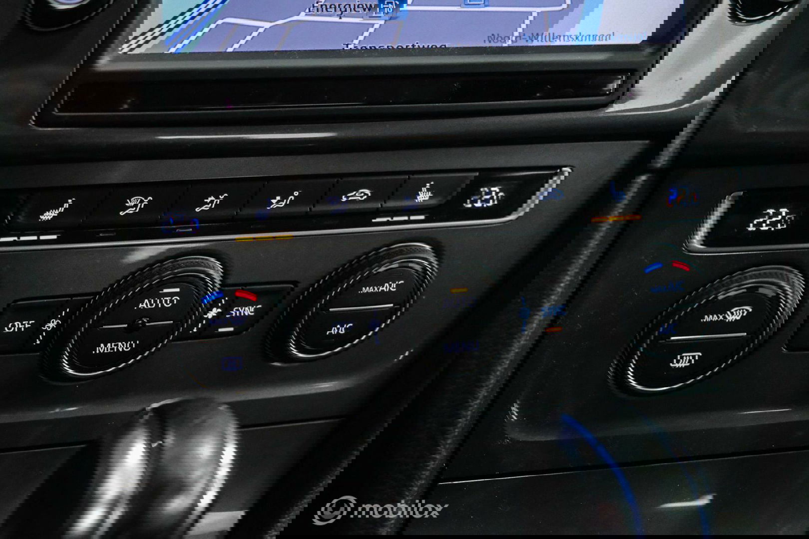 Volkswagen e-Golf | Adaptive | Stoelverwarming | PDC | Navigatie | Ambiance verlichting | LED |
