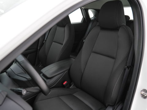 Mazda CX-30 2.0 e-SkyActiv-G M Hybrid Comfort *FULL-LED | NAVI-FULLMAP | CAMERA | DAB | COMFORT-SEATS | ECC | PDC | HEATED-SEATS | CRUISE | LANE-ASSIST | TOWBAR | CARPLAY | BLINDSPOT | 16''ALU*