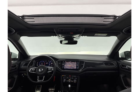 Volkswagen T-Roc 1.5 TSI R-line DSG 150PK Pano LED Virtual Trekhaak ACC Camera Carplay Clima Navi 19"LMV