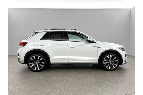Volkswagen T-Roc 1.5 TSI R-line DSG 150PK Pano LED Virtual Trekhaak ACC Camera Carplay Clima Navi 19"LMV