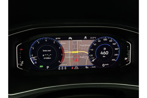 Volkswagen T-Roc 1.5 TSI R-line DSG 150PK Pano LED Virtual Trekhaak ACC Camera Carplay Clima Navi 19"LMV