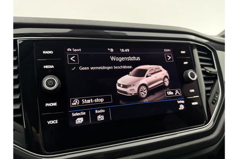 Volkswagen T-Roc 1.5 TSI R-line DSG 150PK Pano LED Virtual Trekhaak ACC Camera Carplay Clima Navi 19"LMV