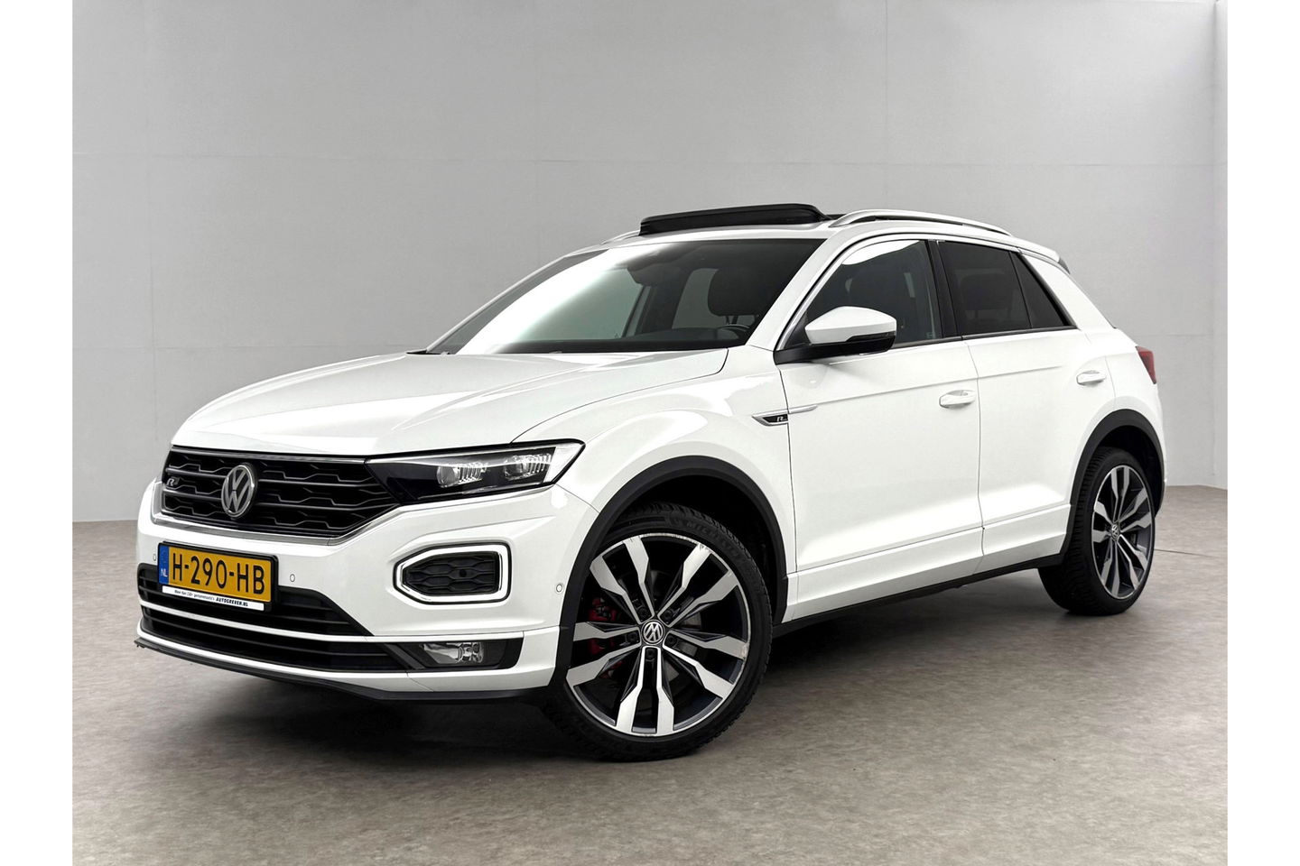 Volkswagen T-Roc 1.5 TSI R-line DSG 150PK Pano LED Virtual Trekhaak ACC Camera Carplay Clima Navi 19"LMV