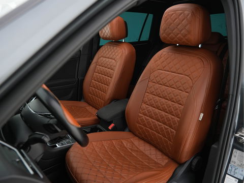 Volkswagen Tiguan 2.0 TDI Comfortline Aut. *PANO | LED-LIGHTS | ADAPTIVE-CRUISE | COMFORT-SEATS | PARKPILOT | ECC | AMBIENT-LIGHT | HEATED-SEATS | PDC | 17''ALU*