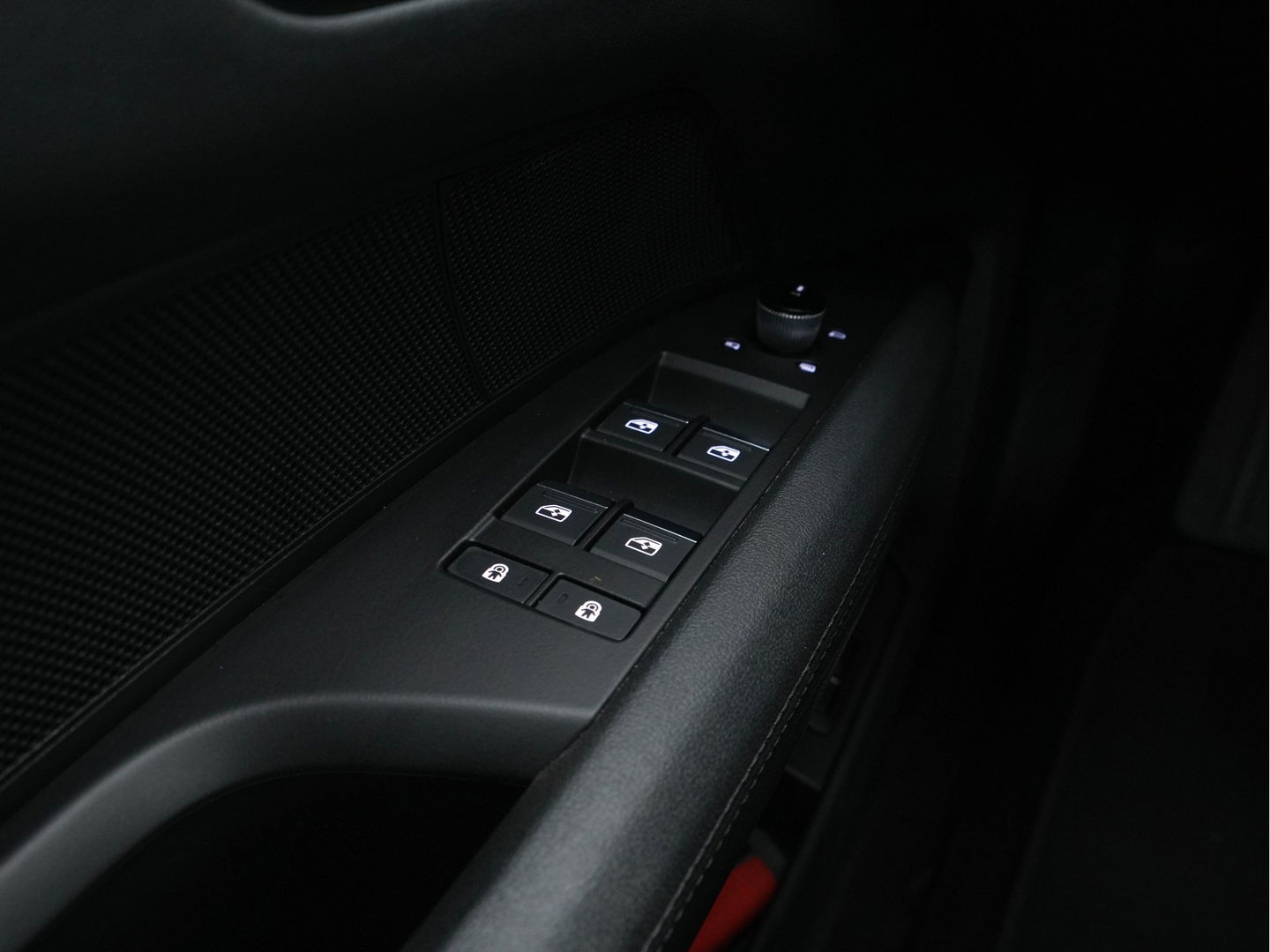 Audi e-tron GT 93 kWh AWD [ 3-Fase ] (INCL-BTW) *PANO | HEAD-UP | MATRIX-LED | LEATHER-MICROFIBRE | BANG/OLUFSEN-AUDIO  | ADAPTIVE-CRUISE | TOP-VIEW | AIR-SUSPENSION | MEMORY-PACK | KEYLESS | DIGI-COCKPIT | NAVI-FULLMAP | 21"ALU