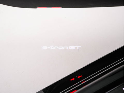 Audi e-tron GT 93 kWh AWD [ 3-Fase ] (INCL-BTW) *PANO | HEAD-UP | MATRIX-LED | LEATHER-MICROFIBRE | BANG/OLUFSEN-AUDIO  | ADAPTIVE-CRUISE | TOP-VIEW | AIR-SUSPENSION | MEMORY-PACK | KEYLESS | DIGI-COCKPIT | NAVI-FULLMAP | 21"ALU