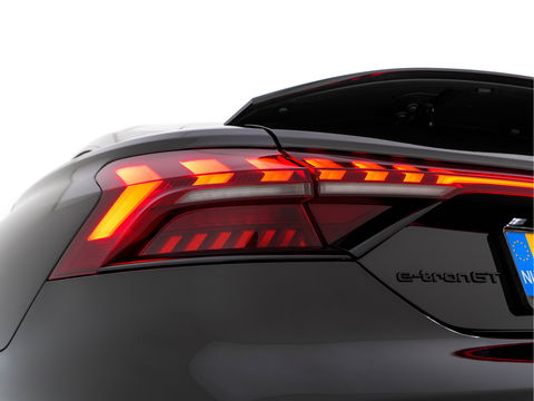 Audi e-tron GT 93 kWh AWD [ 3-Fase ] (INCL-BTW) *PANO | HEAD-UP | MATRIX-LED | LEATHER-MICROFIBRE | BANG/OLUFSEN-AUDIO  | ADAPTIVE-CRUISE | TOP-VIEW | AIR-SUSPENSION | MEMORY-PACK | KEYLESS | DIGI-COCKPIT | NAVI-FULLMAP | 21"ALU