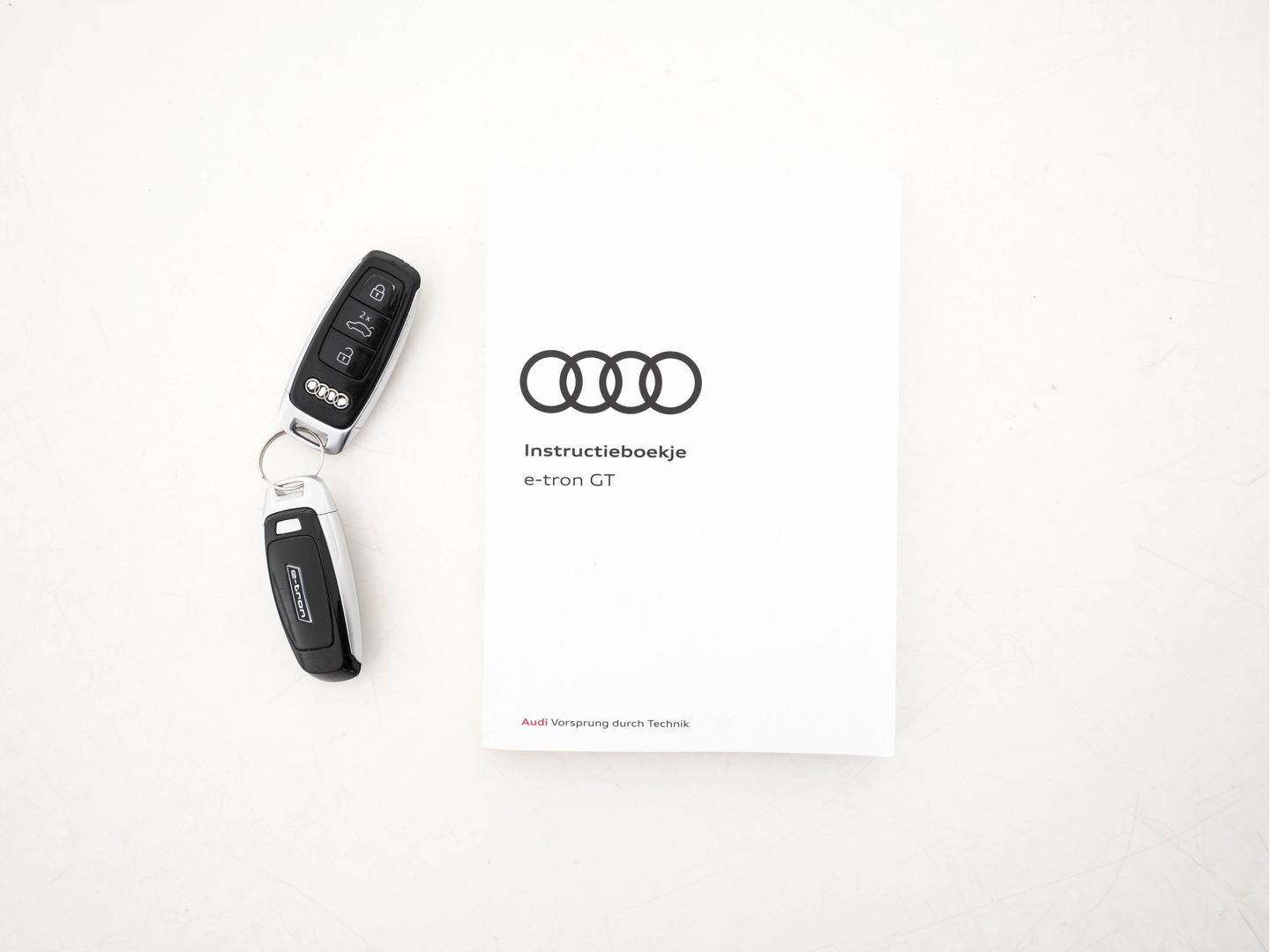 Audi e-tron GT 93 kWh AWD [ 3-Fase ] (INCL-BTW) *PANO | HEAD-UP | MATRIX-LED | LEATHER-MICROFIBRE | BANG/OLUFSEN-AUDIO  | ADAPTIVE-CRUISE | TOP-VIEW | AIR-SUSPENSION | MEMORY-PACK | KEYLESS | DIGI-COCKPIT | NAVI-FULLMAP | 21"ALU